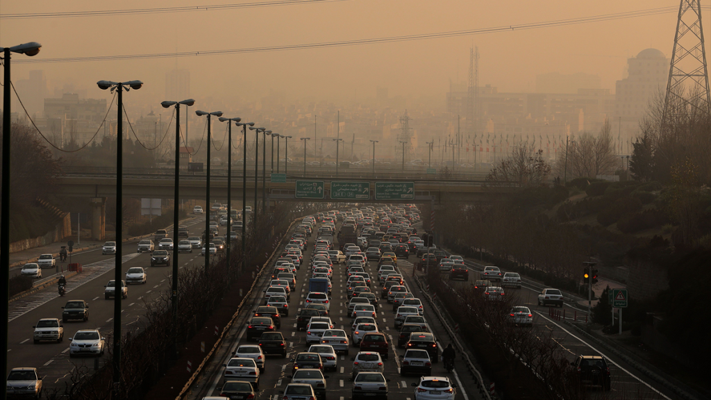 Picture of: How Much Air Pollution Comes From Cars?  HowStuffWorks